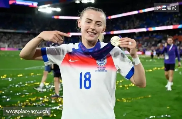 英格兰女足主帅威格曼被授予女爵士头衔,几位球员也被授勋